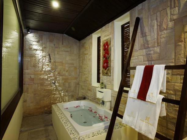 Imagen de la habitación del Hotel The Kara Pool Villa. Foto 5