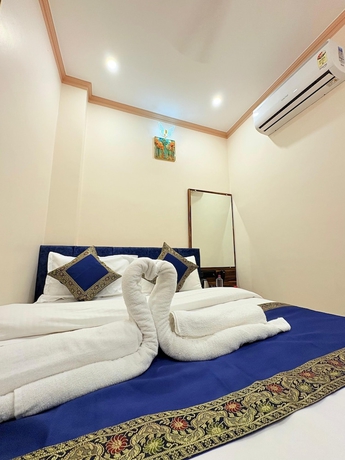 Imagen de la habitación del Hotel The Kashi Elegance Varanasi. Foto 3