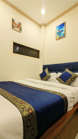 Imagen de la habitación del Hotel The Kashi Elegance Varanasi. Foto 10
