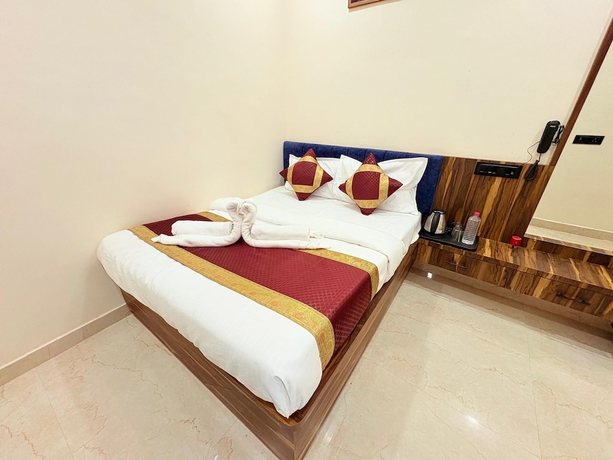 Imagen de la habitación del Hotel The Kashi Elegance Varanasi. Foto 11