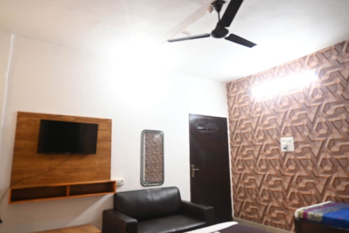 Imagen de la habitación del Hotel The Kashi Palace. Foto 3
