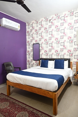 Imagen de la habitación del Hotel The Kashi Palace. Foto 11