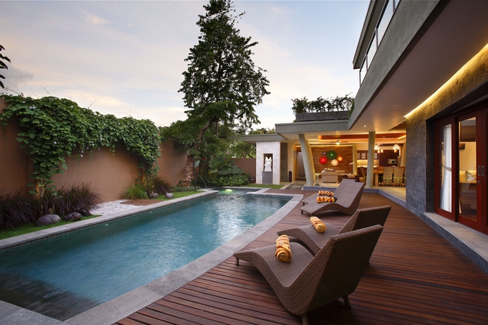 Imagen de la piscina del Hotel The Kasih Villas and Spa. Foto 14