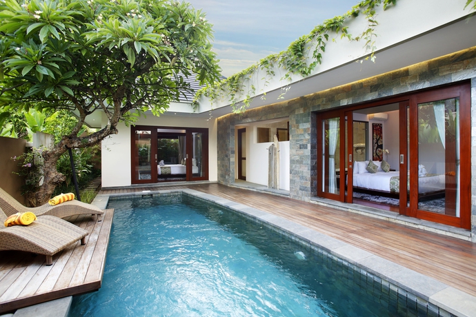 Imagen de la piscina del Hotel The Kasih Villas and Spa. Foto 15