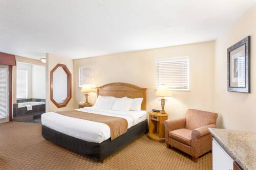 Imagen de la habitación del Hotel The Kathryn Riverfront Inn Ascend Hotel Collection. Foto 5
