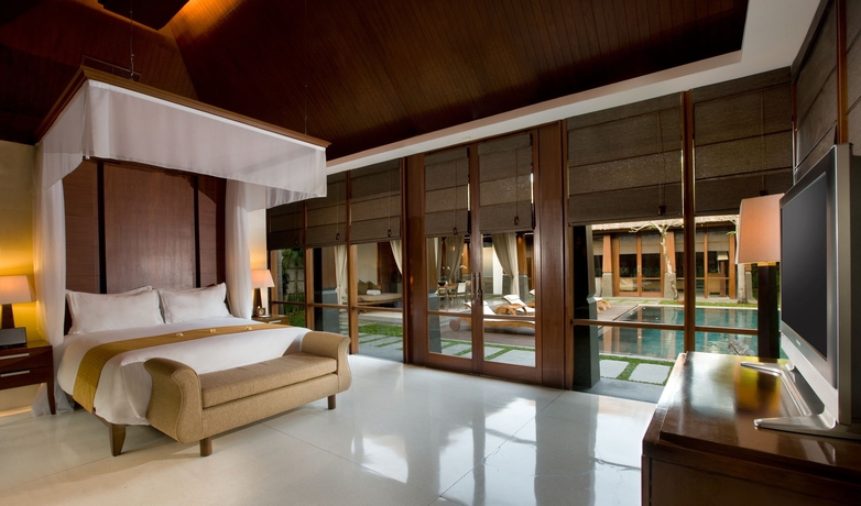 Imagen de la habitación del Hotel The Kayana Villa. Foto 5