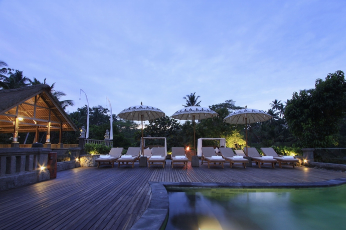 Imagen de la piscina del Hotel The Kayon Resort - Chse Certified. Foto 16