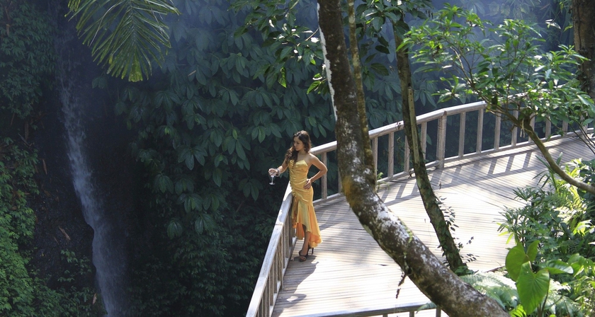 Imagen de los exteriores del Hotel The Kayon Resort - Chse Certified. Foto 12