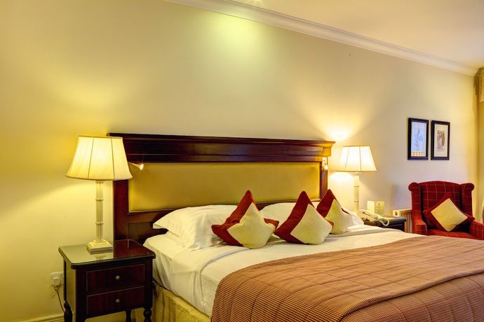 Imagen de la habitación del Hotel The Keadeen. Foto 7