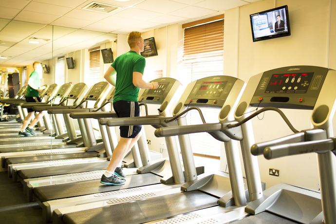 Imagen de los interiores del Hotel The Keadeen. Foto 18