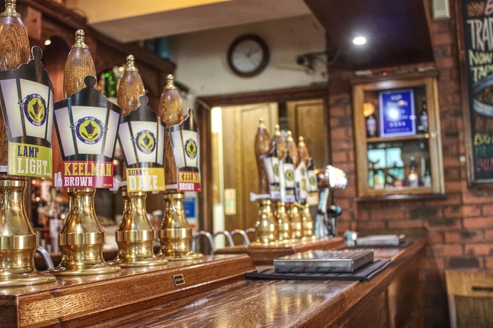Imagen del bar/restaurante del Hotel The Keelman and Big Lamp Brewery. Foto 8