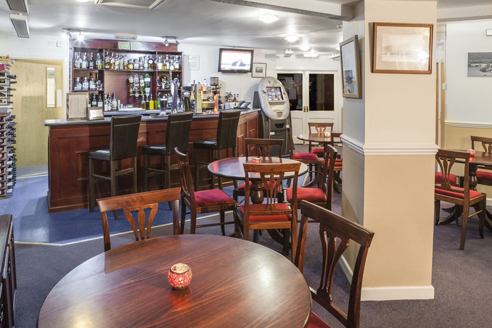 Imagen del bar/restaurante del Hotel The Kenmore Club. Foto 7