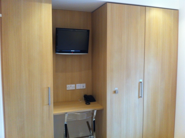 Imagen de la habitación del Hotel The Kensington Studios. Foto 12