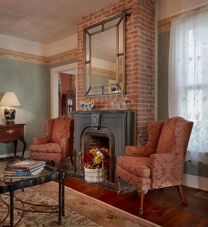 Imagen de los interiores del Hotel The Kenwood Inn. Foto 16