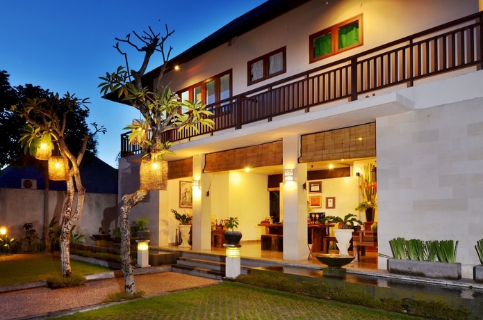 Imagen de los interiores del Hotel The Khayangan Dreams Umalas. Foto 12