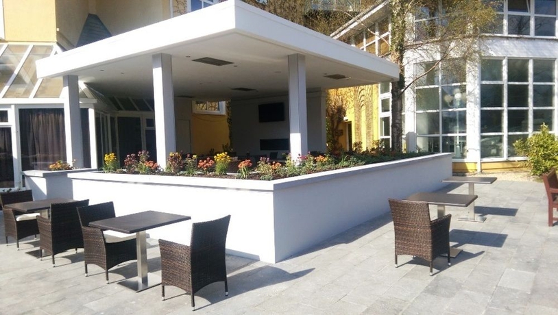 Imagen de los exteriores del Hotel The Killarney Park. Foto 7