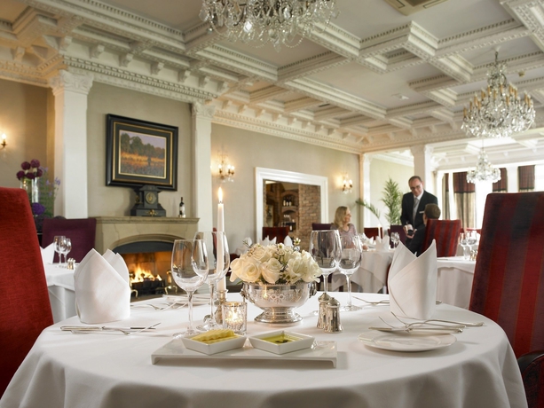 Imagen del bar/restaurante del Hotel The Killarney Park. Foto 3