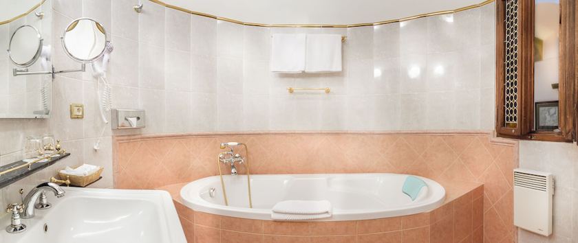 Imagen de la habitación del Hotel The King Charles. Foto 16