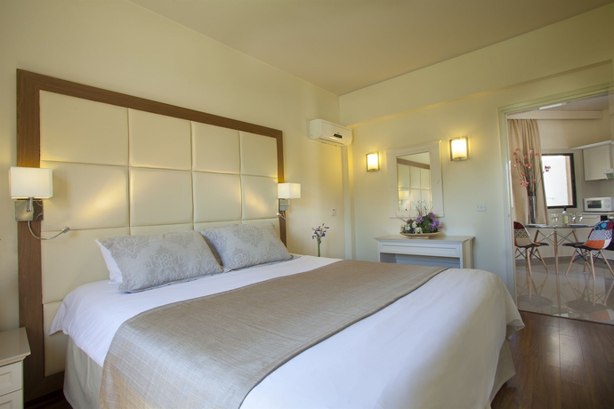 Imagen general del Hotel The King Jason Paphos - Designed For Adults. Foto 2