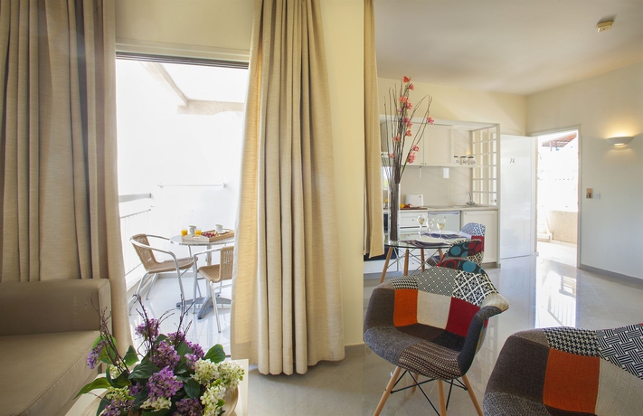 Imagen de los interiores del Hotel The King Jason Paphos - Designed For Adults. Foto 8