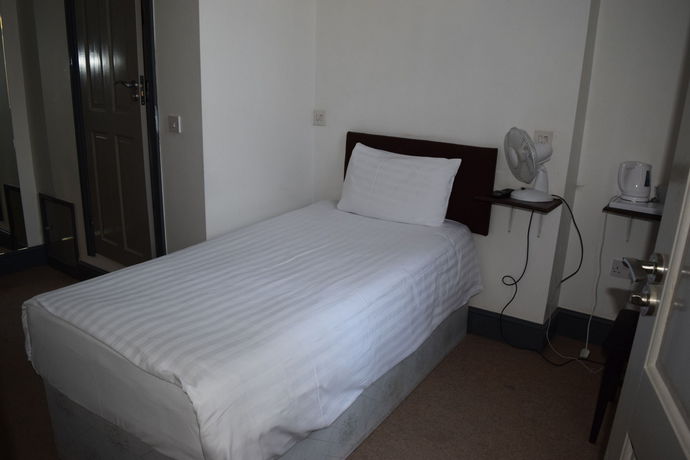 Imagen de la habitación del Hotel The King William. Foto 7