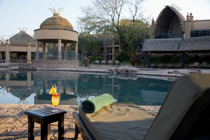 Imagen de los interiores del Hotel The Kingdom At Victoria Falls. Foto 14
