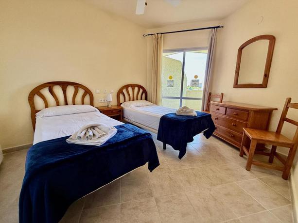 Imagen de la habitación del Hotel The Kingfisher Club Benal Beach. Foto 3