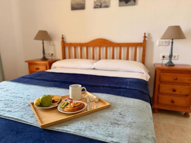 Imagen de la habitación del Hotel The Kingfisher Club Benal Beach. Foto 10