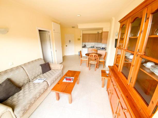 Imagen general del Hotel The Kingfisher Club Benal Beach. Foto 16