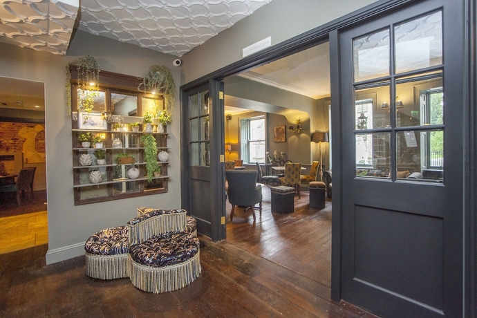 Imagen de los interiores del Hotel The King's Arms. Foto 19
