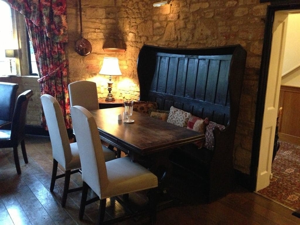 Imagen del bar/restaurante del Hotel The Kings Arms Inn. Foto 9