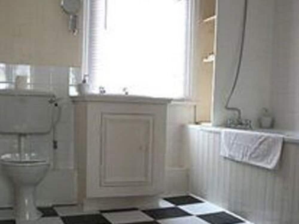 Imagen de la habitación del Hotel The Kings Arms, SWINDON. Foto 14