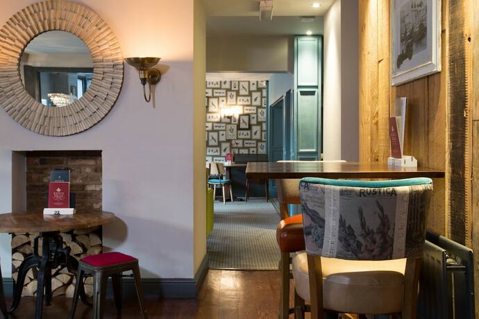 Imagen general del Hotel The King\'s Head. Foto 10
