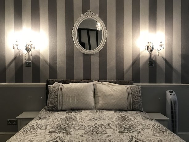 Imagen de la habitación del Hotel The Kings Head, Rochester. Foto 3