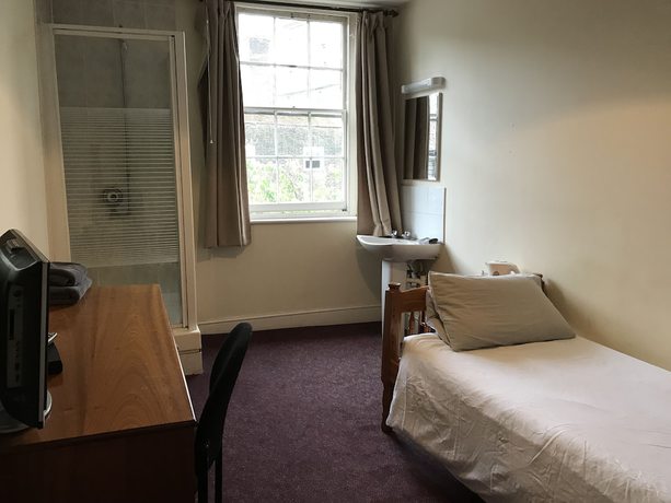 Imagen de la habitación del Hotel The Kings Head, Rochester. Foto 10