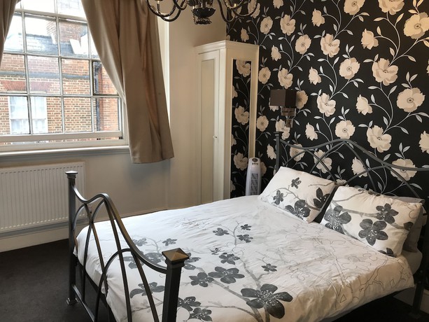 Imagen de la habitación del Hotel The Kings Head, Rochester. Foto 12