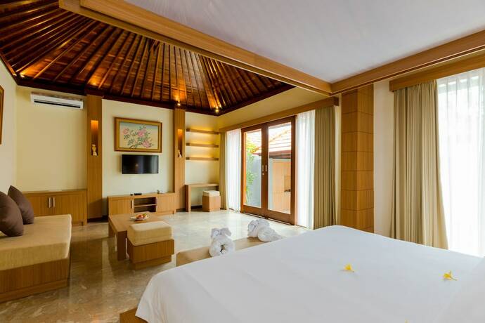 Imagen general del Hotel The Kings Villas and Spa Sanur. Foto 4