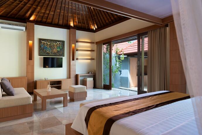 Imagen general del Hotel The Kings Villas and Spa Sanur. Foto 10