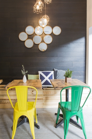 Imagen del bar/restaurante del Hotel The Kingsford, Ascend Collection. Foto 5