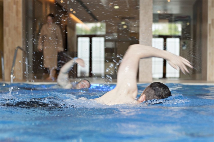 Imagen de la piscina del Hotel The Kingsley, Cork. Foto 16