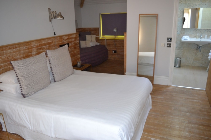 Imagen de la habitación del Hotel The Kingsley at Eversley. Foto 6