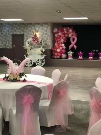 Imagen de los interiores del Hotel The Kingstanding Inn. Foto 17