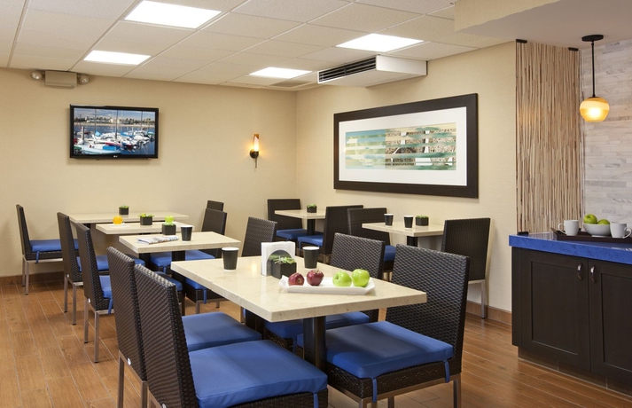 Imagen del bar/restaurante del Hotel The Kinney - Venice Beach. Foto 4