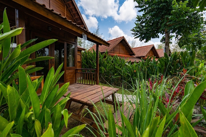 Imagen de la habitación del Hotel The Kirana Ungasan. Foto 4