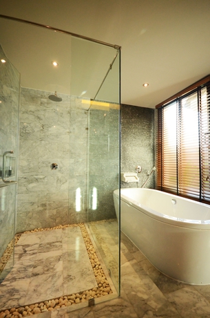 Imagen de la habitación del Hotel The Kiri Villas Resort. Foto 12