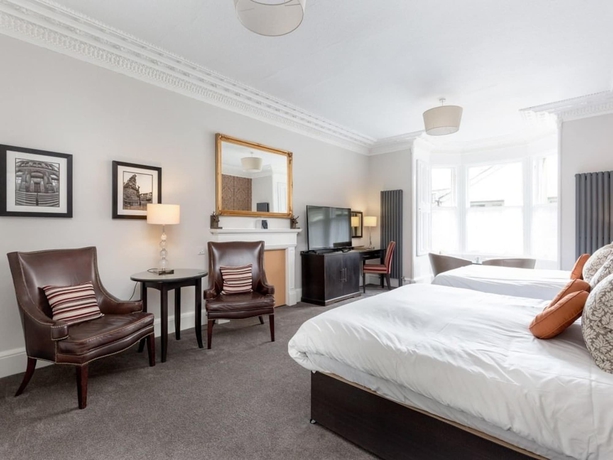 Imagen de la habitación del Hotel The Kirkstyle. Foto 7