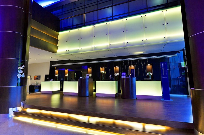Imagen de los interiores del Hotel The Klagan Regency. Foto 13
