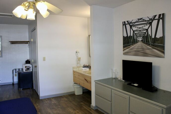 Imagen de la habitación del Hotel The Klassic Inn. Foto 5
