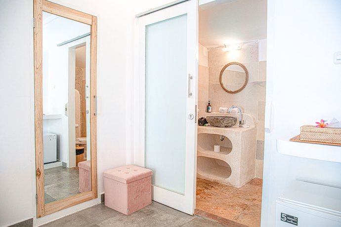 Imagen de la habitación del Hotel The Koho Air. Foto 3