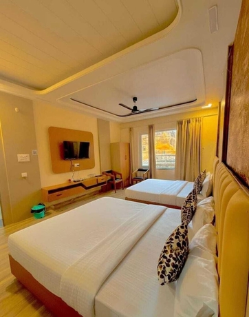 Imagen de la habitación del Hotel The Kridha Palace. Foto 7